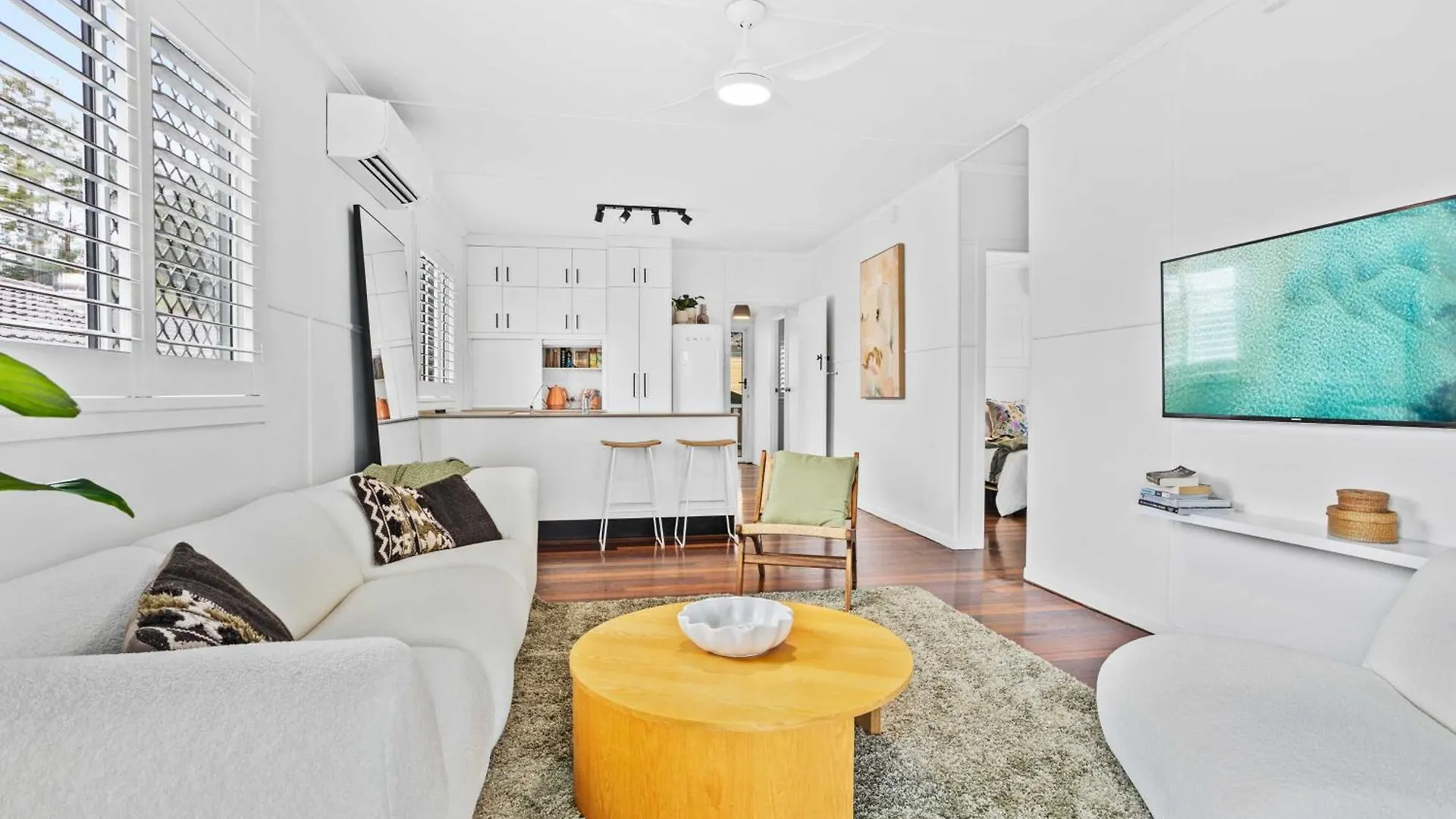 Palm Beach Cottage, Walk To Beach Голд-Кост 0*,  Австралия